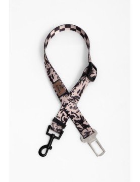 Dog seatbelt - standard car seatbelt slot WestWOOF Story