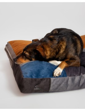 Upcycled Dog Bed – One-of-a-Kind Velvet Patchwork for Medium Dogs