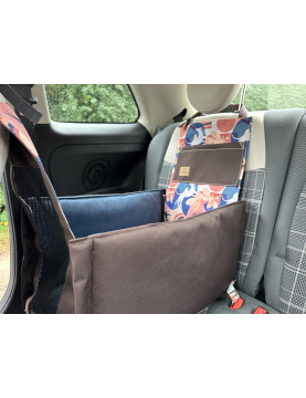 NEW Mik – Dog Car Seat Mat for the Middle Seat with Built-In Bed and Safety Belt