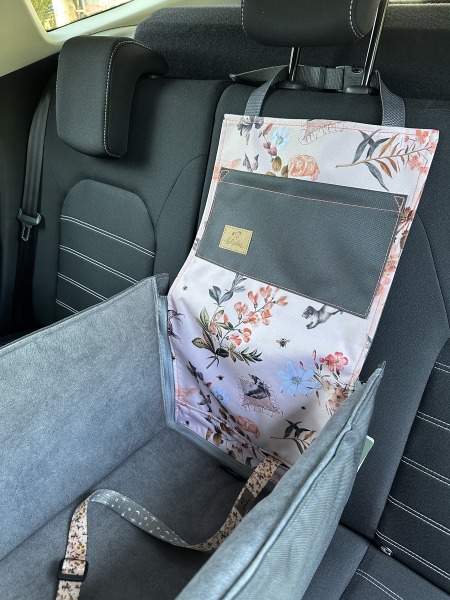 Mik – Dog Car Seat Mat for the Middle Seat with Built FlowerHAUer - In Bed and Safety Belt